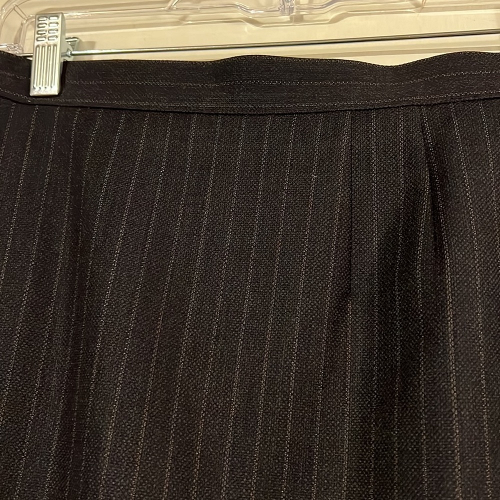 Giorgio Armani dark gray pinstripe straight skirt - Picture 2 of 7